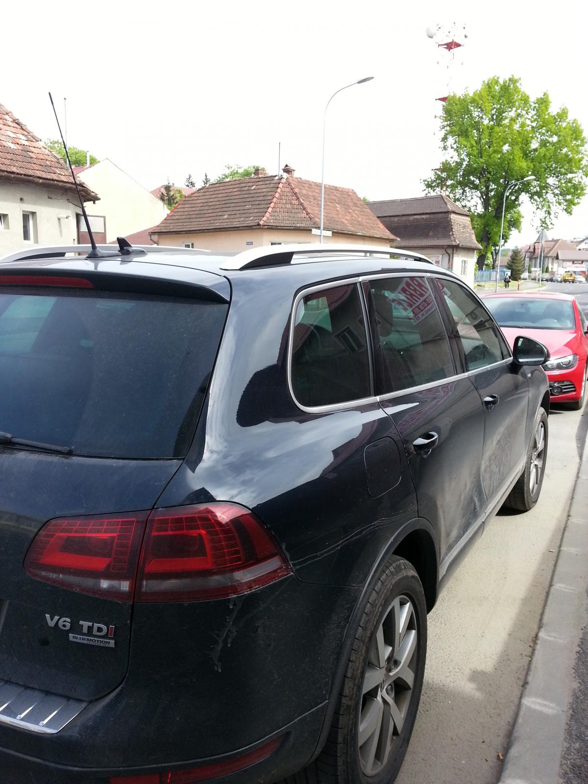 Montaj/Montare Statie radio + Antena radio CB pe VW Touareg