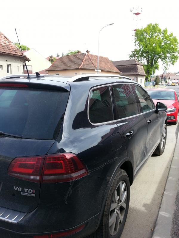 Montaj/Montare Statie radio + Antena radio CB pe VW Touareg